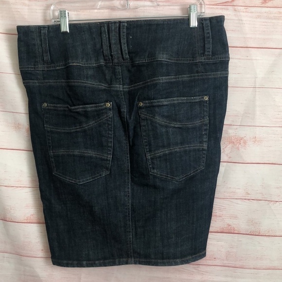 Z. Cavaricci Denim/Jean Skirt Size 16 - Picture 3 of 4